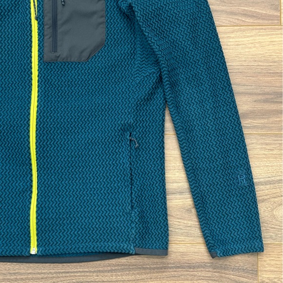 Patagonia R1 Air Full-Zip Hoody in CTRB - Crater Blue Size Medium - Picture 5 of 16